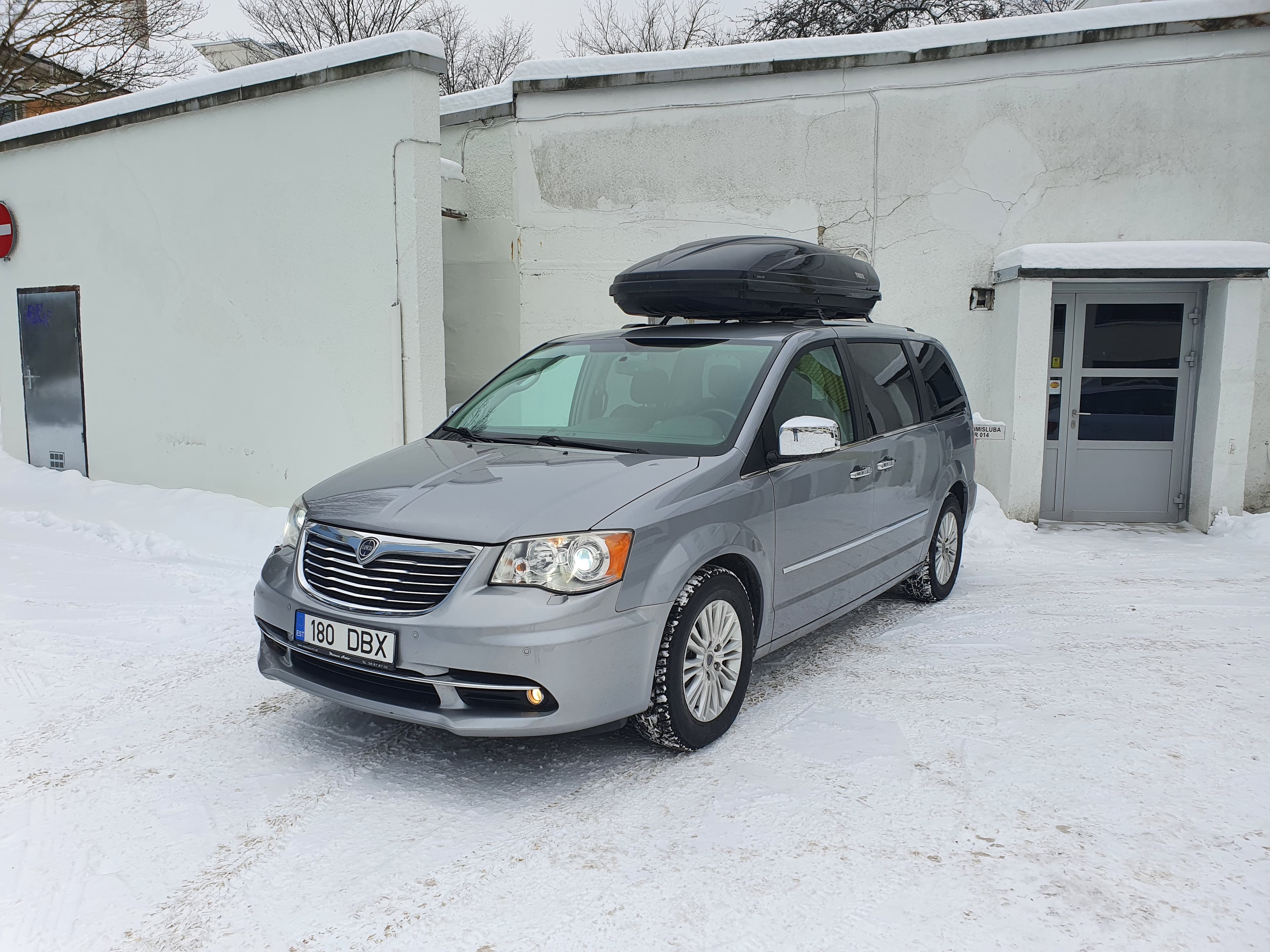 Lancia Voyager - Thumbnail 7