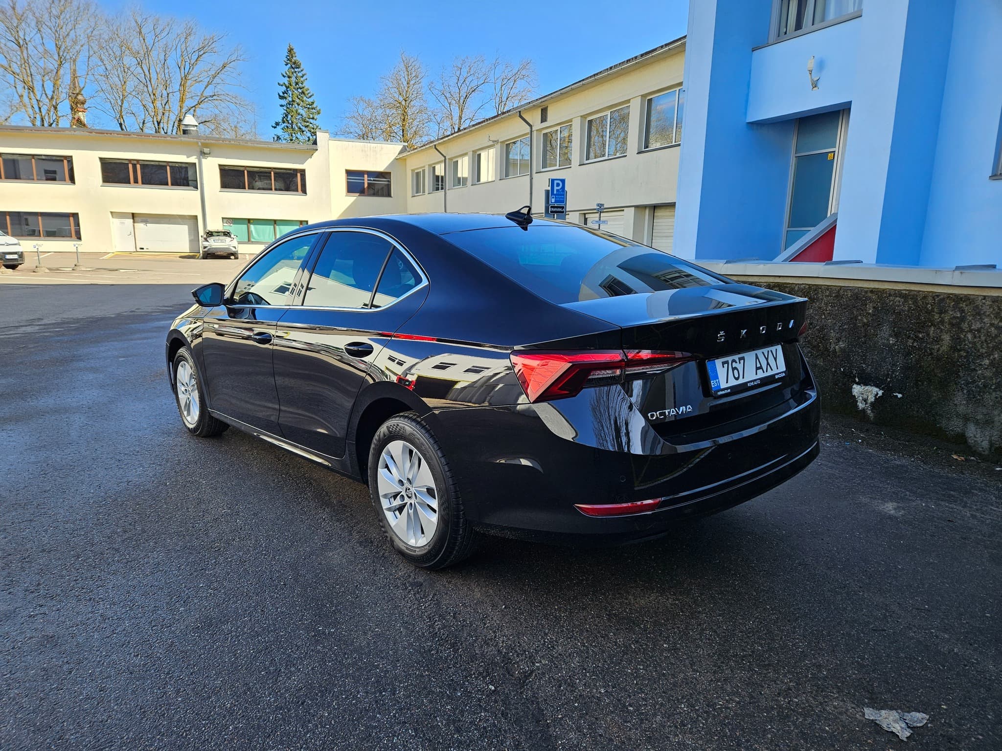 Skoda Octavia HB - Thumbnail 6