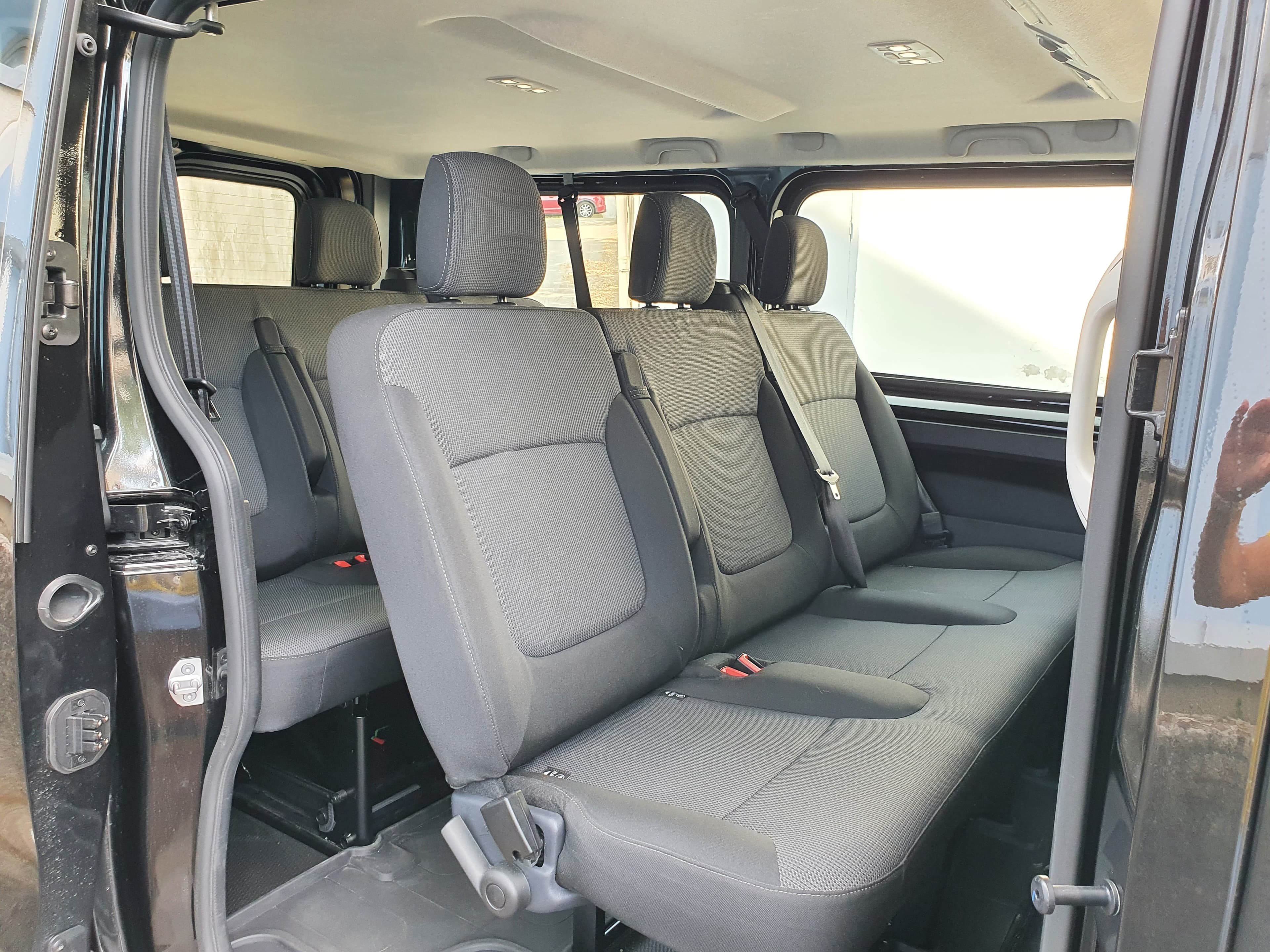 Renault Trafic - Thumbnail 9