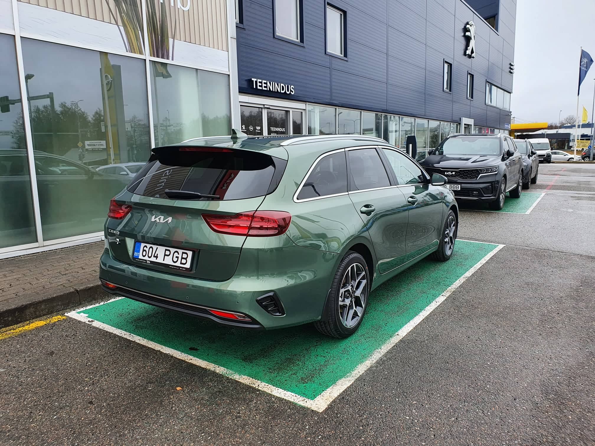 KIA Ceed STW - Thumbnail 3